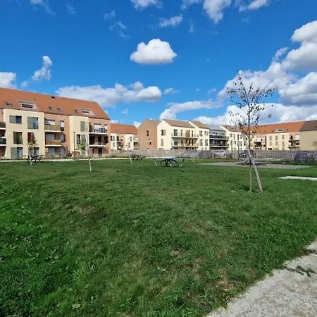 Bali Florest - 7 Pers, 2 & Balcon - 20 Min Cdg Et Parc Asterix Apartment Marly-la-Ville
